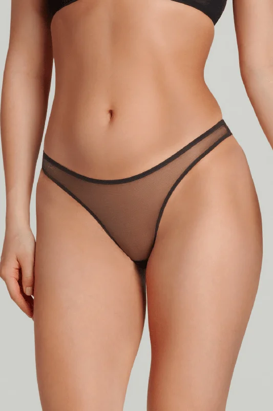 seamless shapewear panties for women with a flattering figureLucky Brief