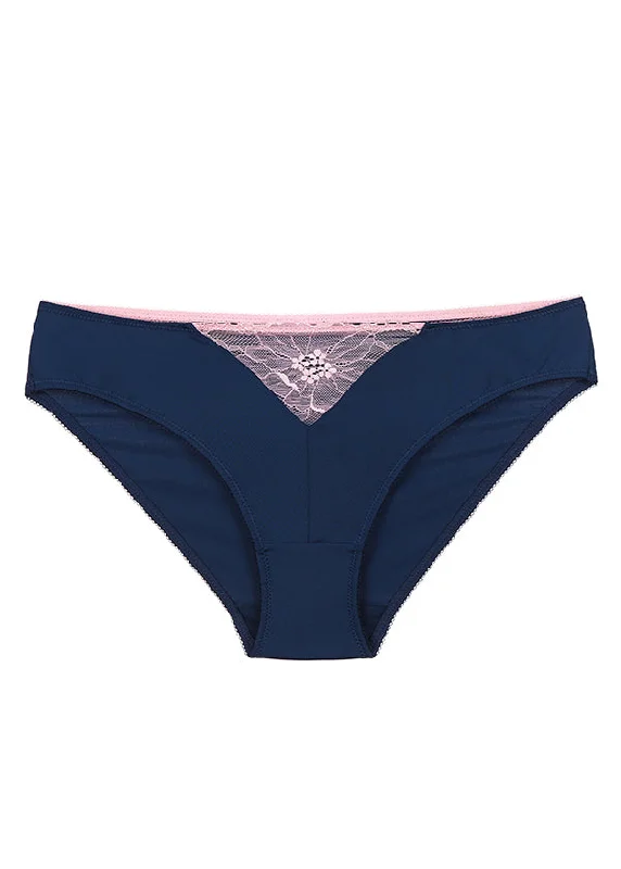 silk panties for women with a luxurious and smooth feelIRENE Plus Lace Superfine Fabric Elastic Brief Panties