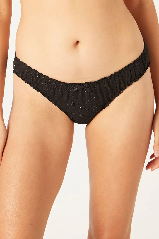 seamless bikini panties for women for a sleek silhouetteBroderie anglaise ruffle knickers in black